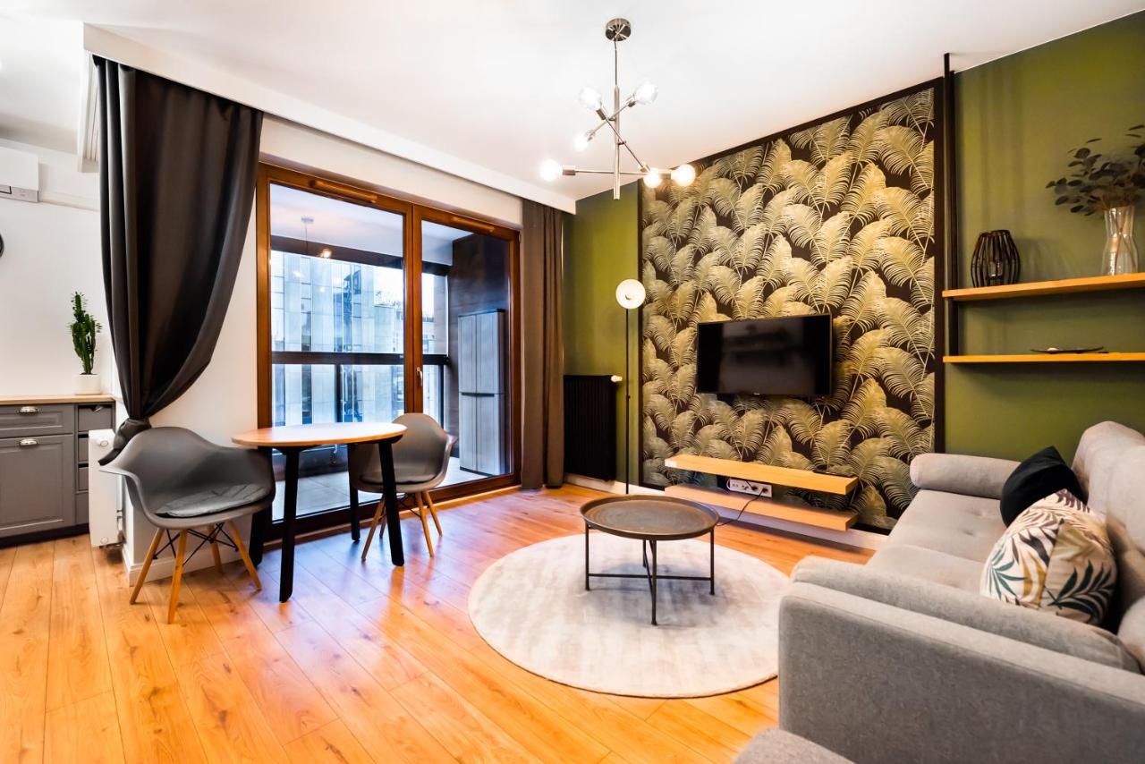 Butas Grzybowska Luxury Warsaw